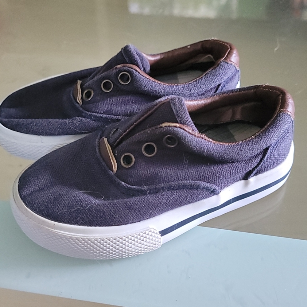 Cherokee canvas toddler slip ons